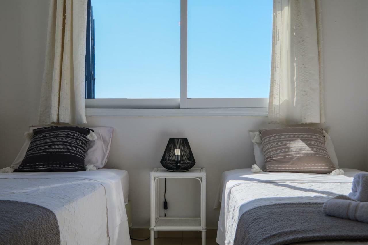 Phaedrus Living: Seaside Luxury Villa Anafi 帕拉利米尼 外观 照片