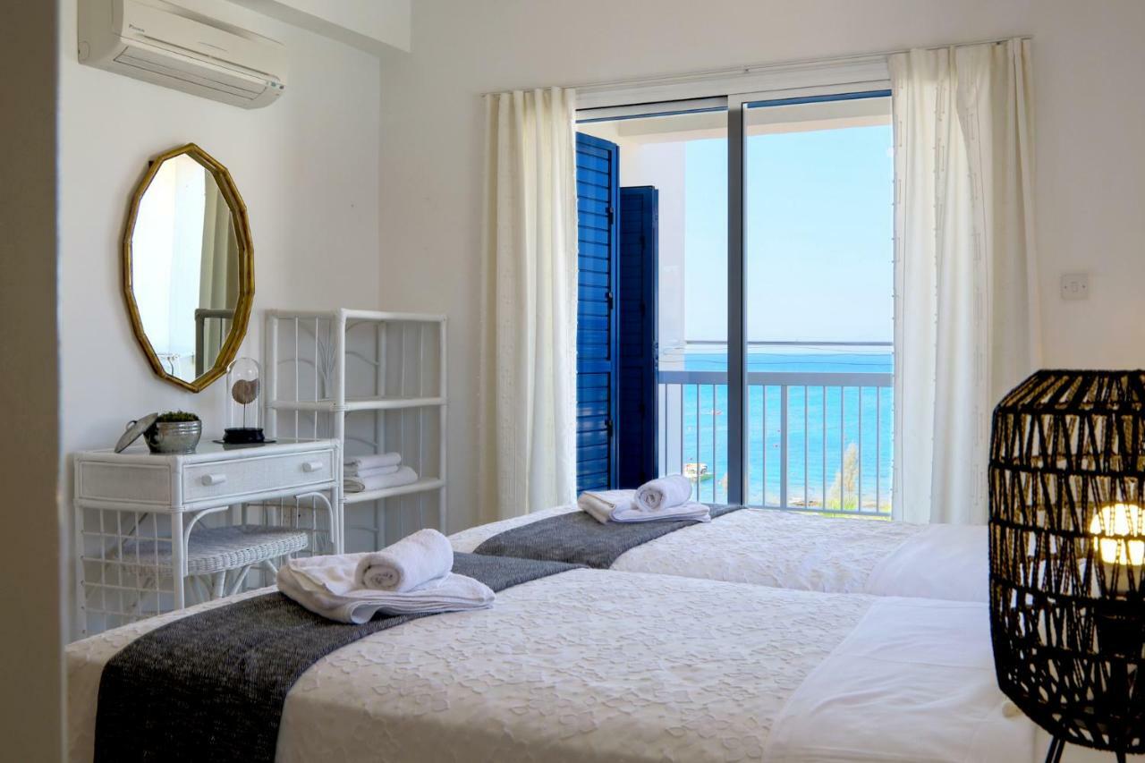 Phaedrus Living: Seaside Luxury Villa Anafi 帕拉利米尼 外观 照片