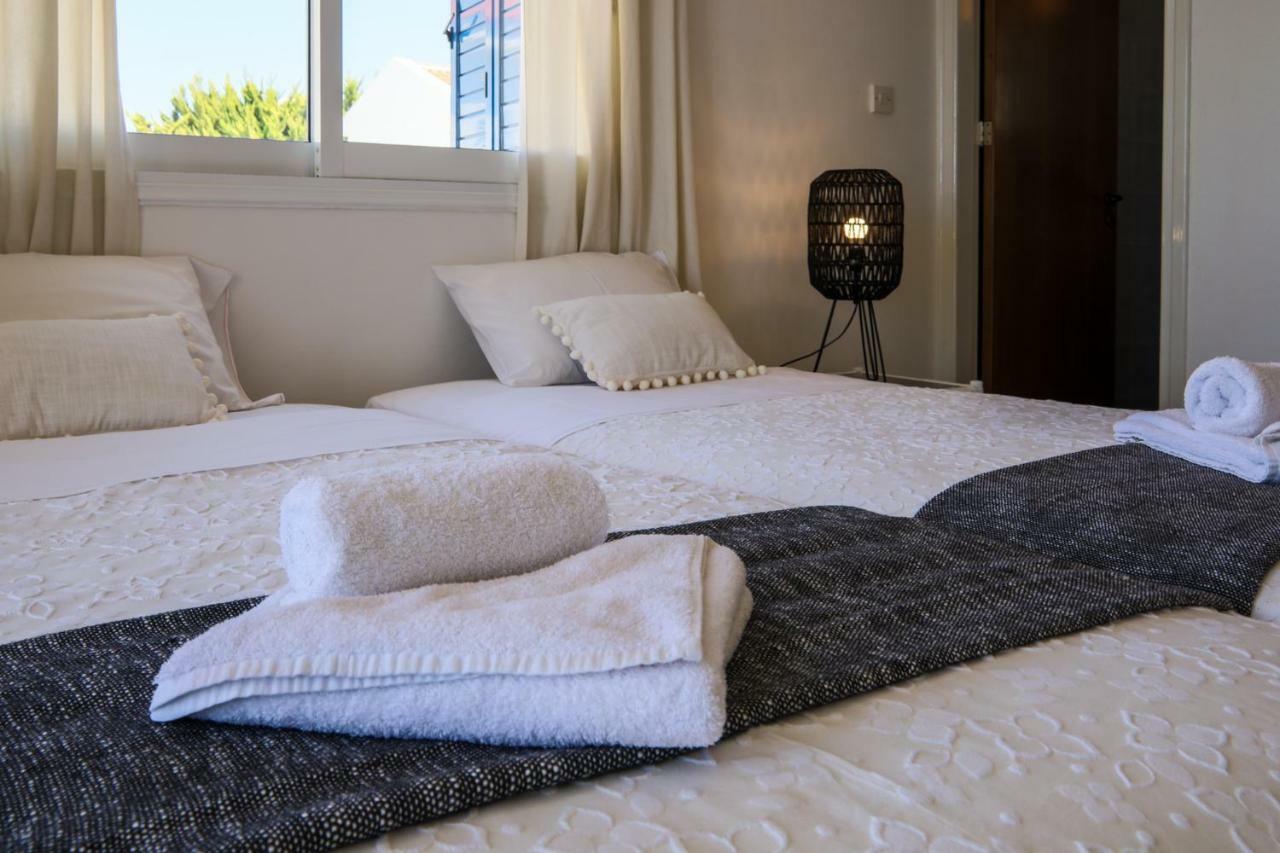 Phaedrus Living: Seaside Luxury Villa Anafi 帕拉利米尼 外观 照片